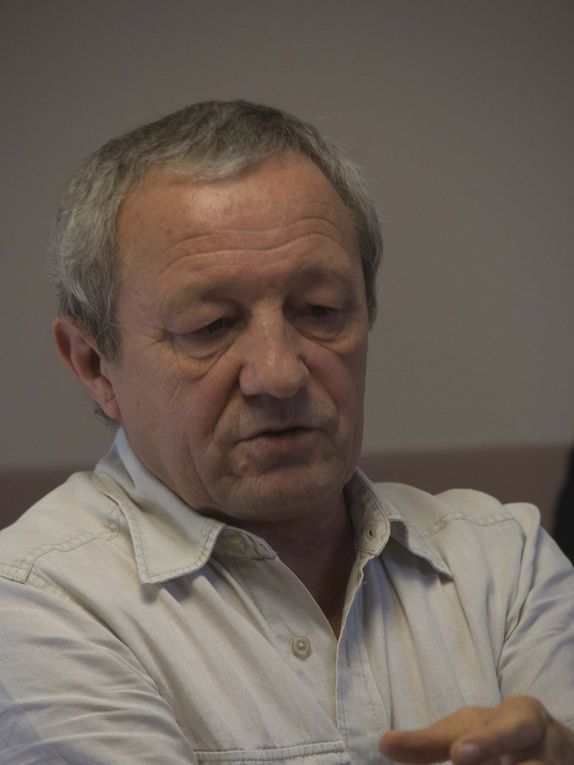 Des auteurs et illustrateurs en dédicace, des Salons différents…