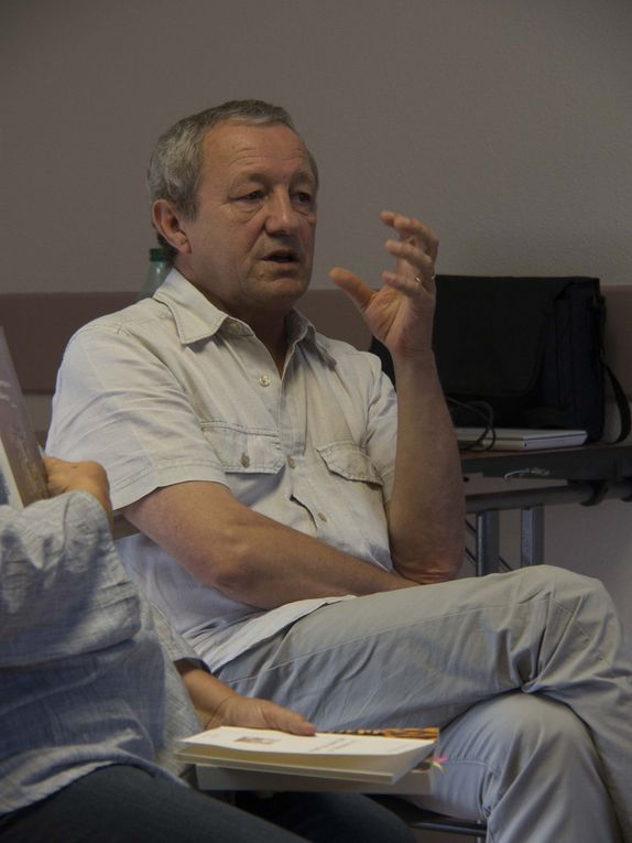 Des auteurs et illustrateurs en dédicace, des Salons différents…