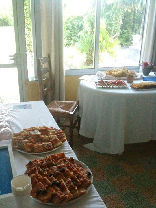 Une collection de photos de nombreux moment forts de la librairie : littérature, théâtre, musique, danse, et bien d'autres plaisirs partagés.