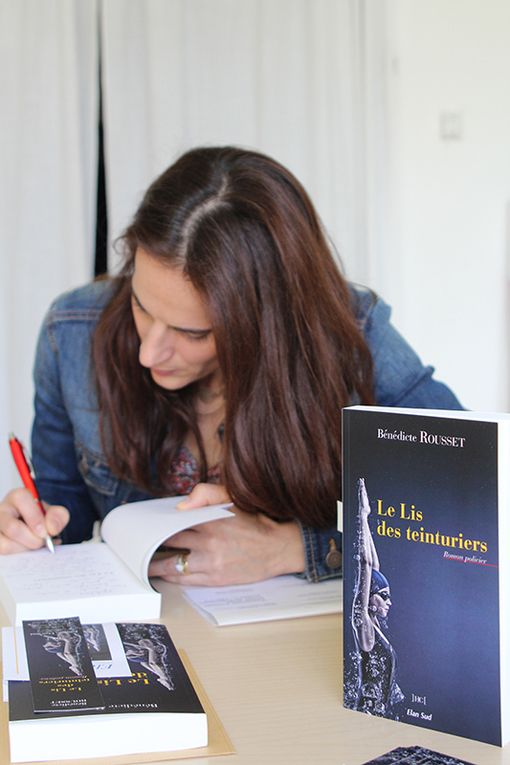 Le Lis des teinturier, roman policier de Bénédicte Rousset, chez Elan Sud