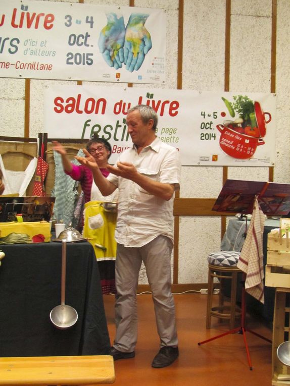 Des auteurs et illustrateurs en dédicace, des Salons différents…