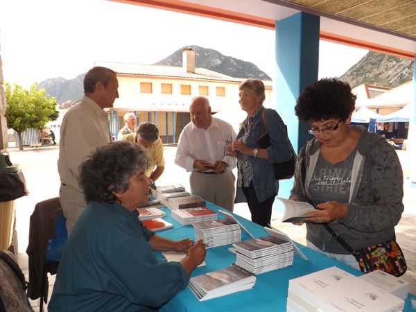 Faites défiler les images en diaporama