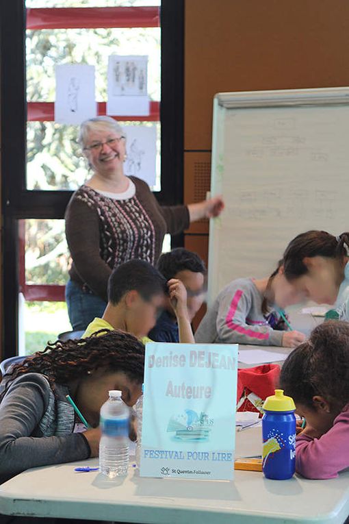 Des auteurs en ateliers et en dédicaces