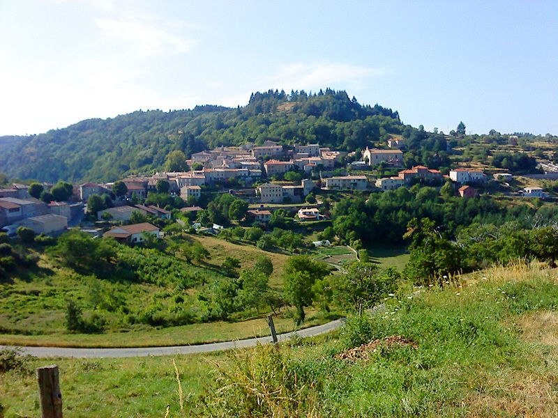 Elan Sud porte le livre en Ardèche, dans la vallée de l'Eyrieux avec 4 auteurs