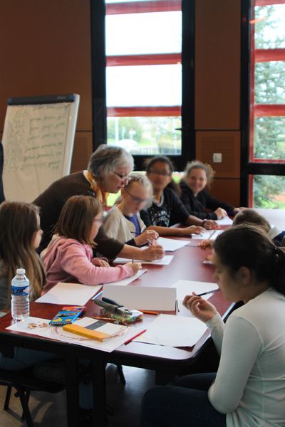 Denise Déjean, Jean Dherbey et Dominique Lin en ateliers et dédicaces