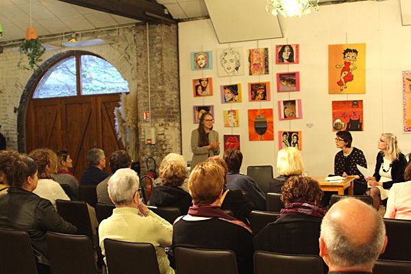 Cliquer sur les photos pour faire défiler le diaporama