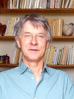 Les trois manuscrits en lice sous le regard d'Yves Bichet, parrain 2015