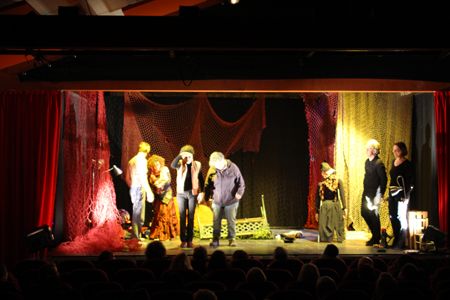 Cliquer sur les photos pour faire défiler le diaporama