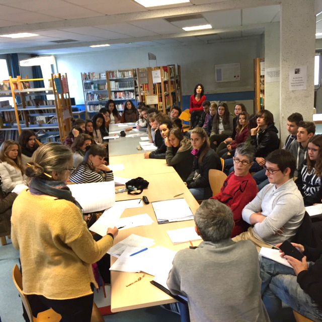 Pendant la rencontre et article dans la presse