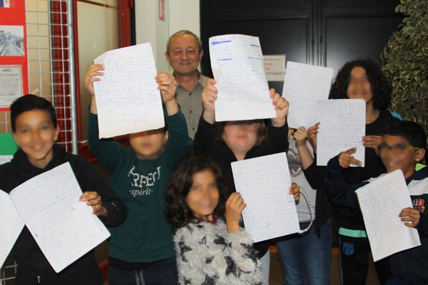 Denise Déjean, Jean Dherbey et Dominique Lin en ateliers et dédicaces