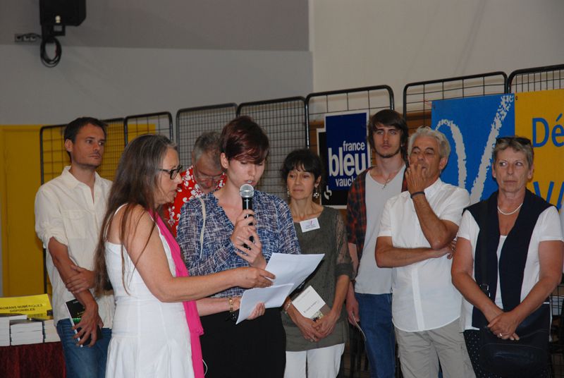 Jean-Philippe Chabrillangeas reçoit son Prix des mains de Michèle Gazier