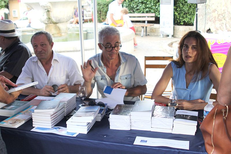 A châteauneuf-du-Pape vendredi 20 juillet : Bénédicte Rousset, Jean-Philippe Chabrillangeas et Dominique Lin