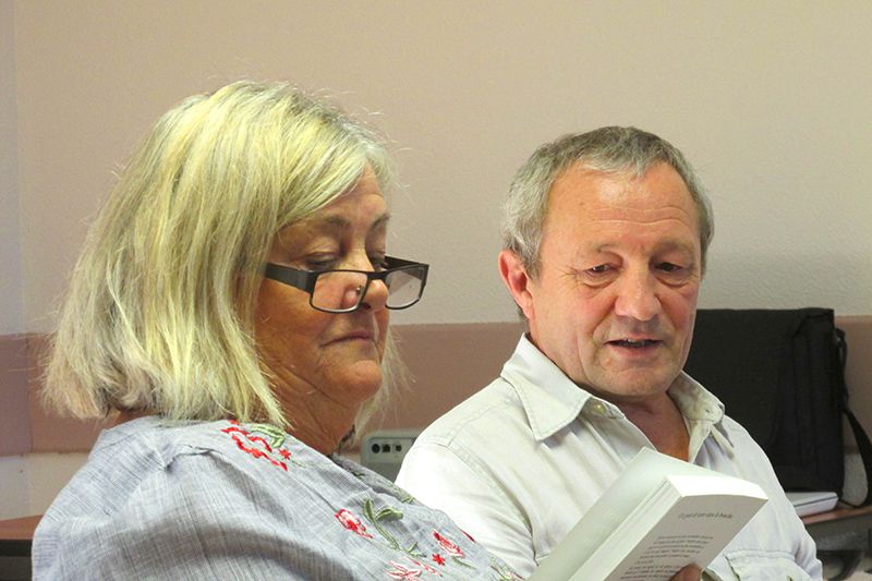 Des auteurs et illustrateurs en dédicace, des Salons différents…