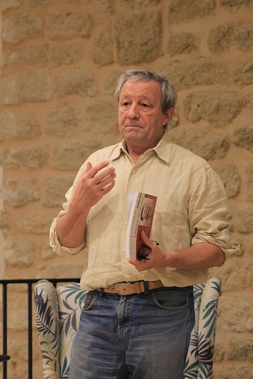 Dominique Lin présente les Lettres du Front d'Émile Sauvage, et 39-45 en Vaucluse, éd. Elan Sud à Châteauneuf-du-Pape [vidéo]