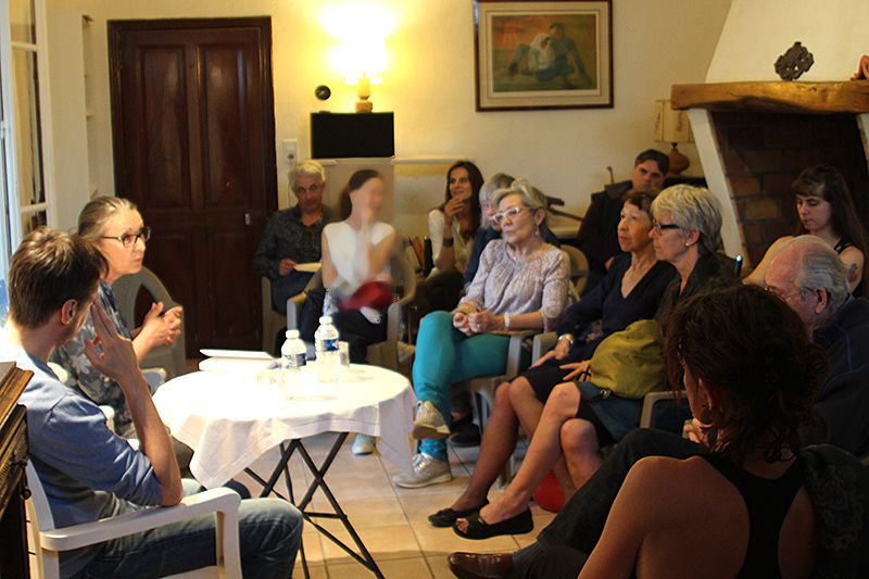 Une collection de photos de nombreux moment forts de la librairie : littérature, théâtre, musique, danse, et bien d'autres plaisirs partagés.