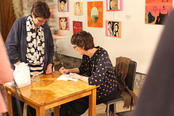 Cliquer sur les photos pour faire défiler le diaporama