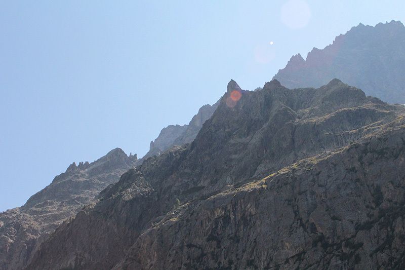 Dominique Lin tente la voie du Prix des Écrins René Desmaison
